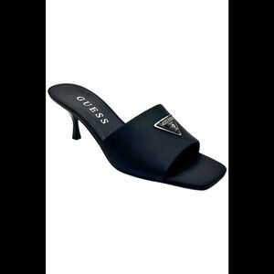 GUESS Women's Lusine Kitten Heels Black - Medium